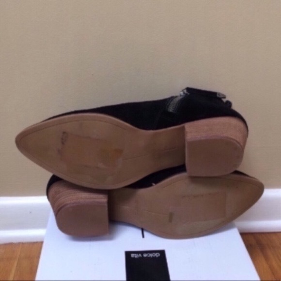 DOLCE VITA 'Saira' Black Suede Pointy Toe Dual Zipper Ankle Boots Size 5.5 - Picture 8 of 8